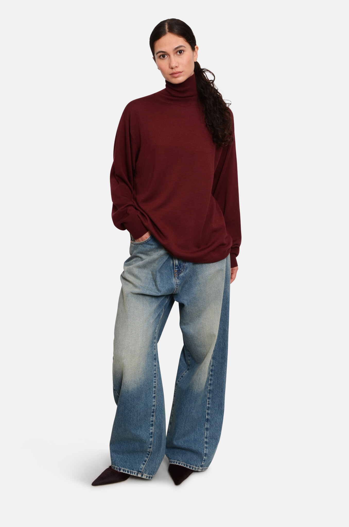 Fenice Sweater in Aubergine-2