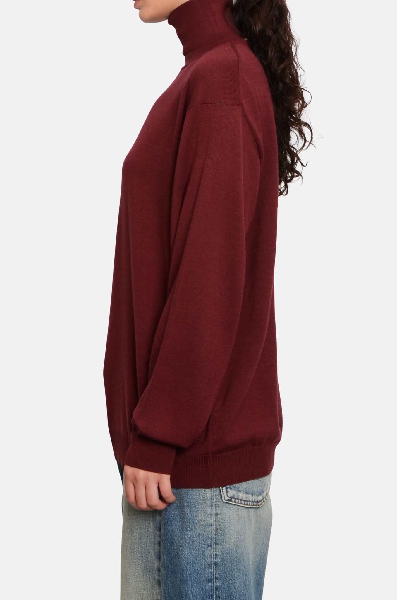 Fenice Sweater in Aubergine-3