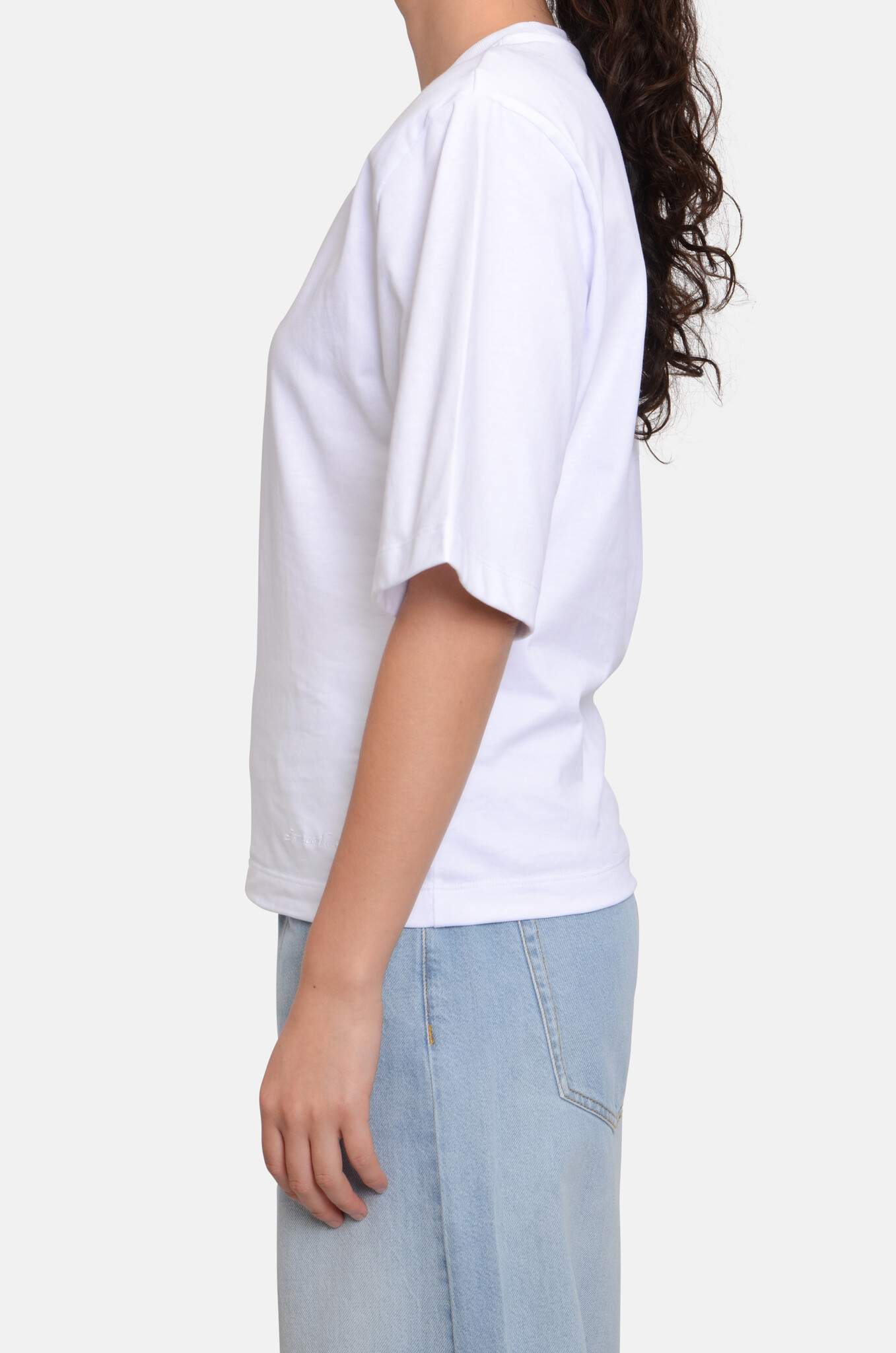 Elisa T-Shirt in White-3