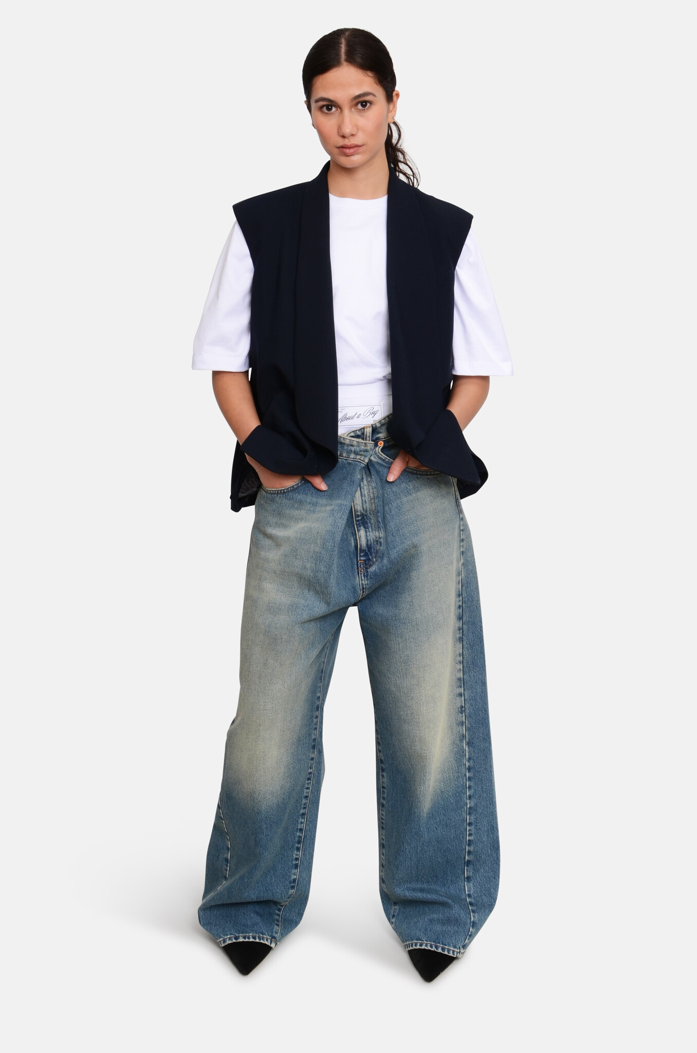 Elisa T-Shirt in White-5