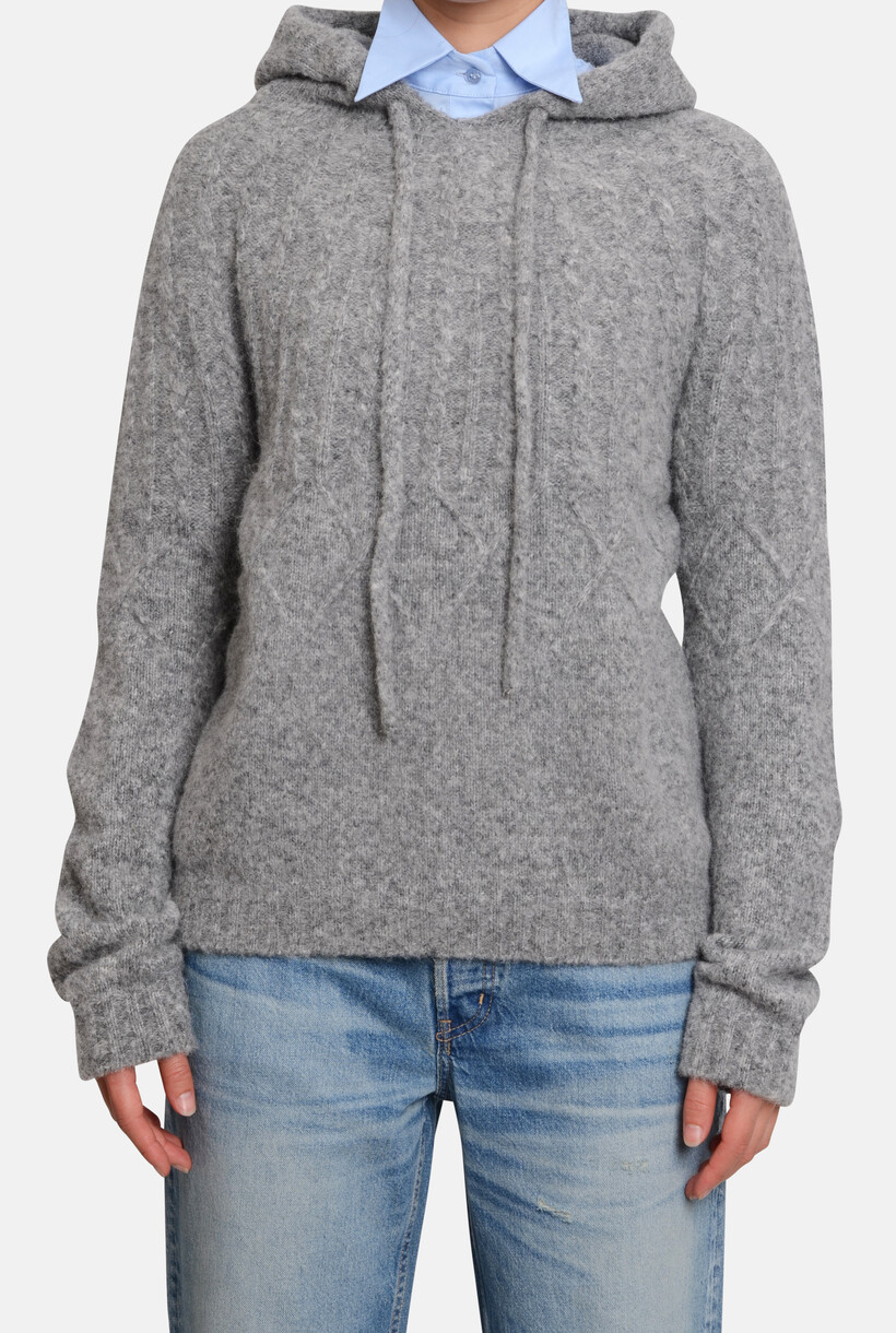 KNITWEAR