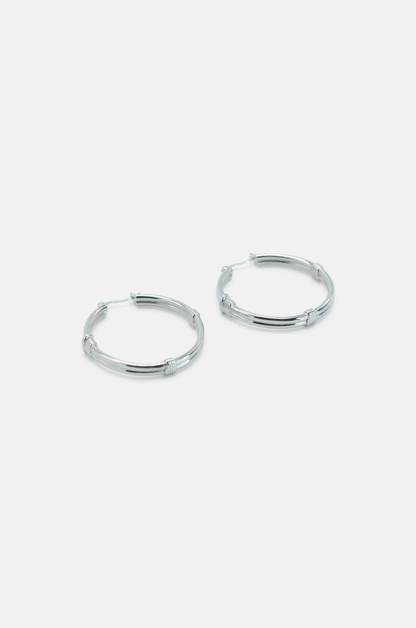 River Hoops in Silver Metal-1