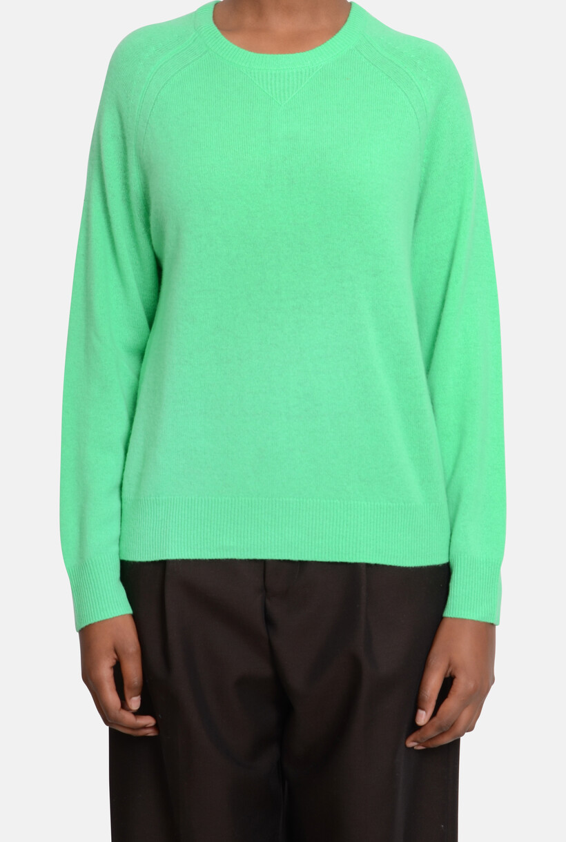KNITWEAR
