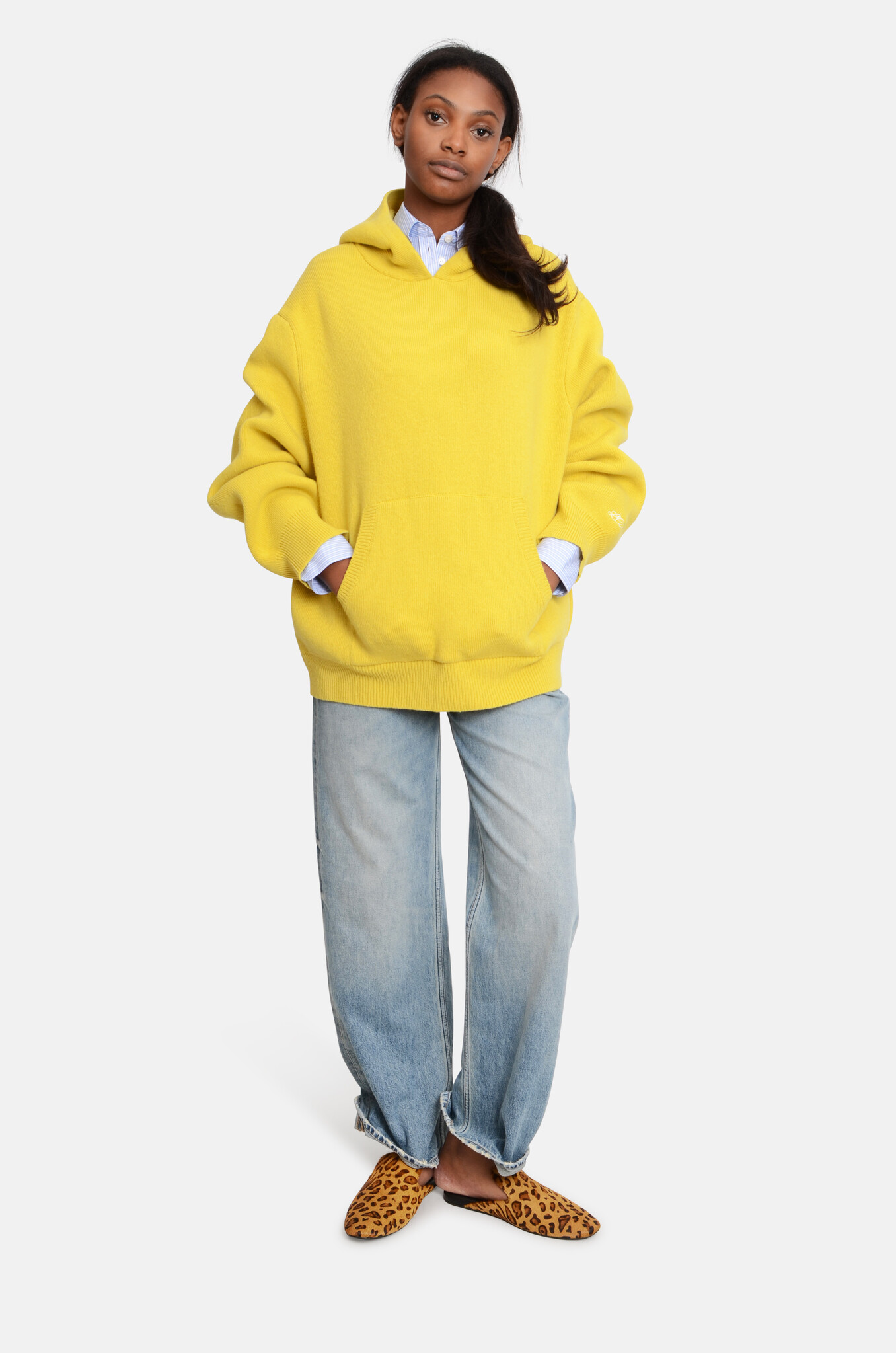 Hoodie Sweater in Yellow-5