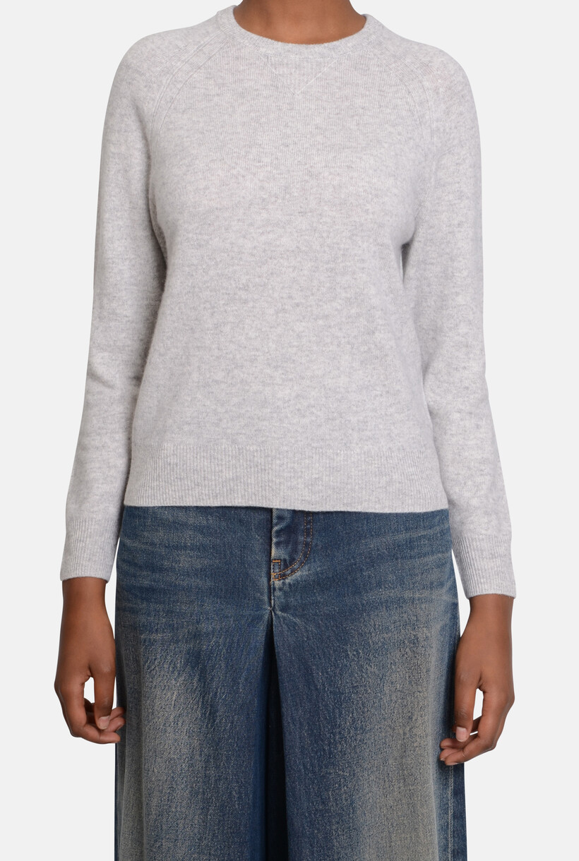 KNITWEAR