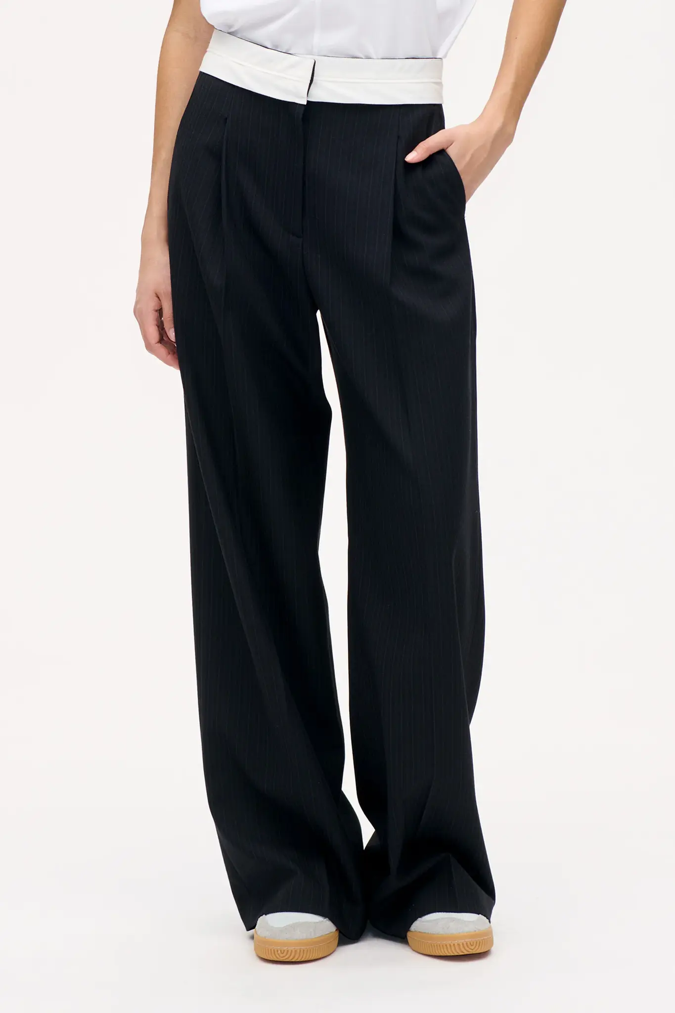 Neyat Trousers Blackish Pinstripe-2
