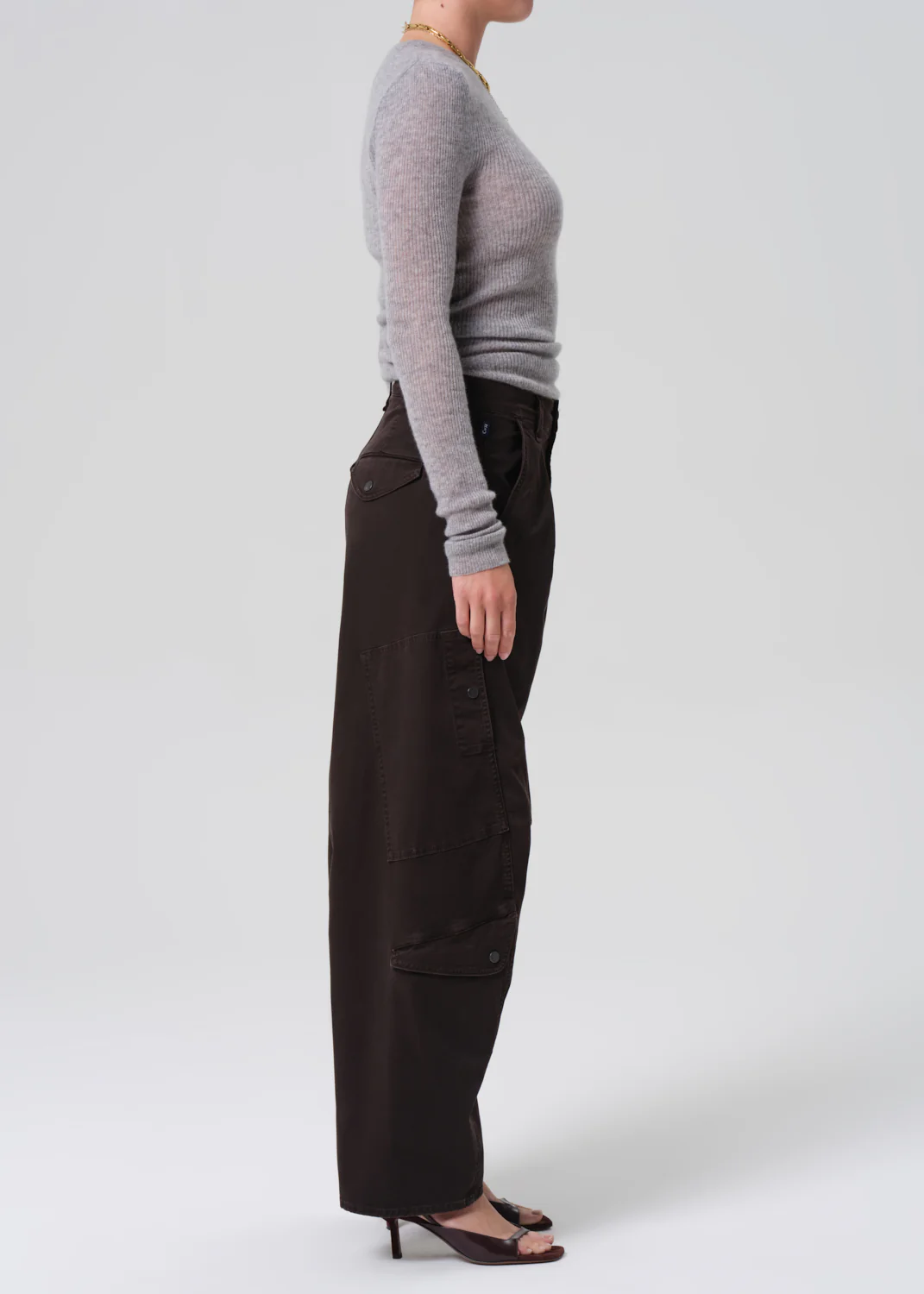 Flight Pant in Carob-4