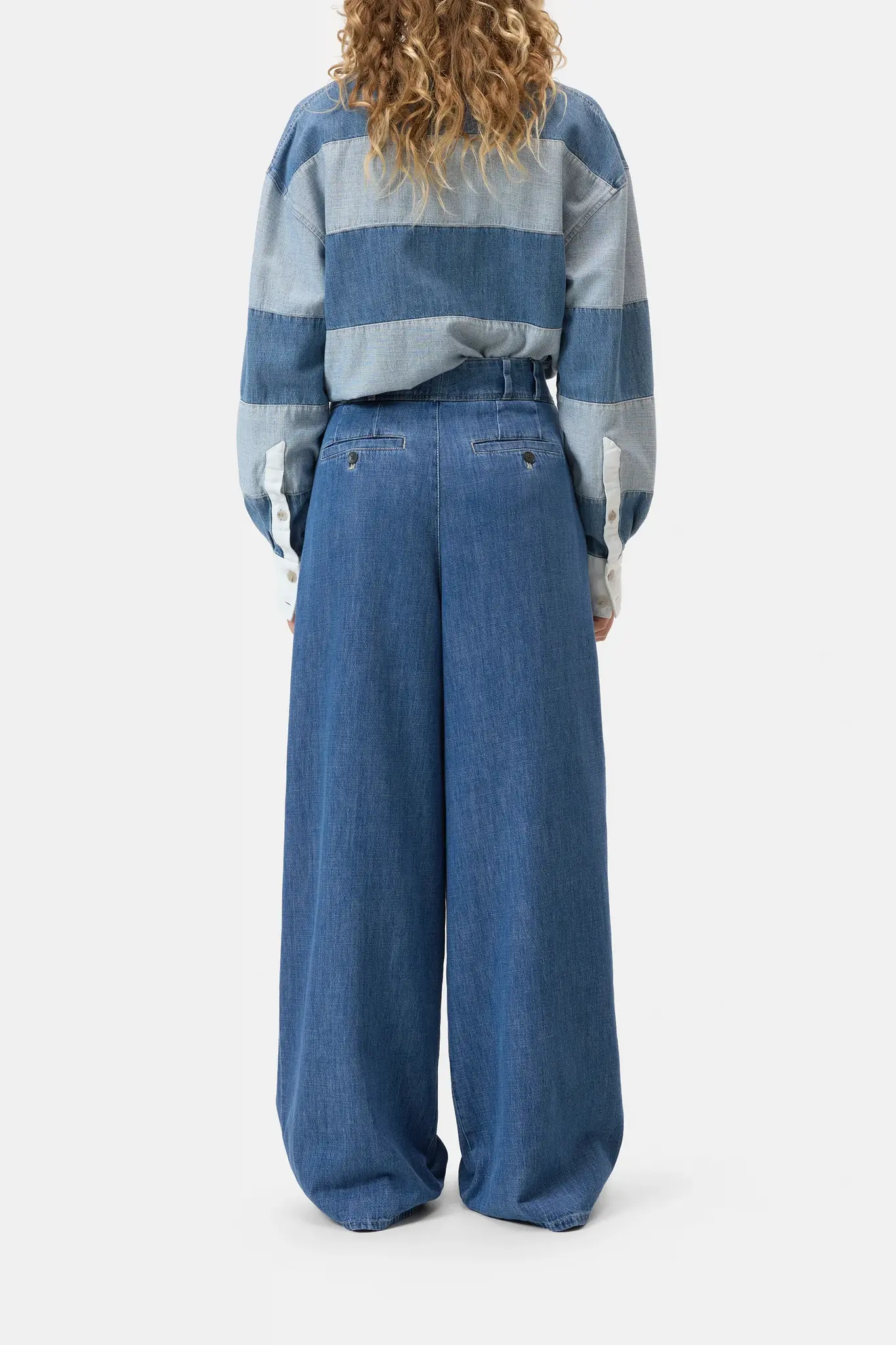 Wenda in Light Blue-3