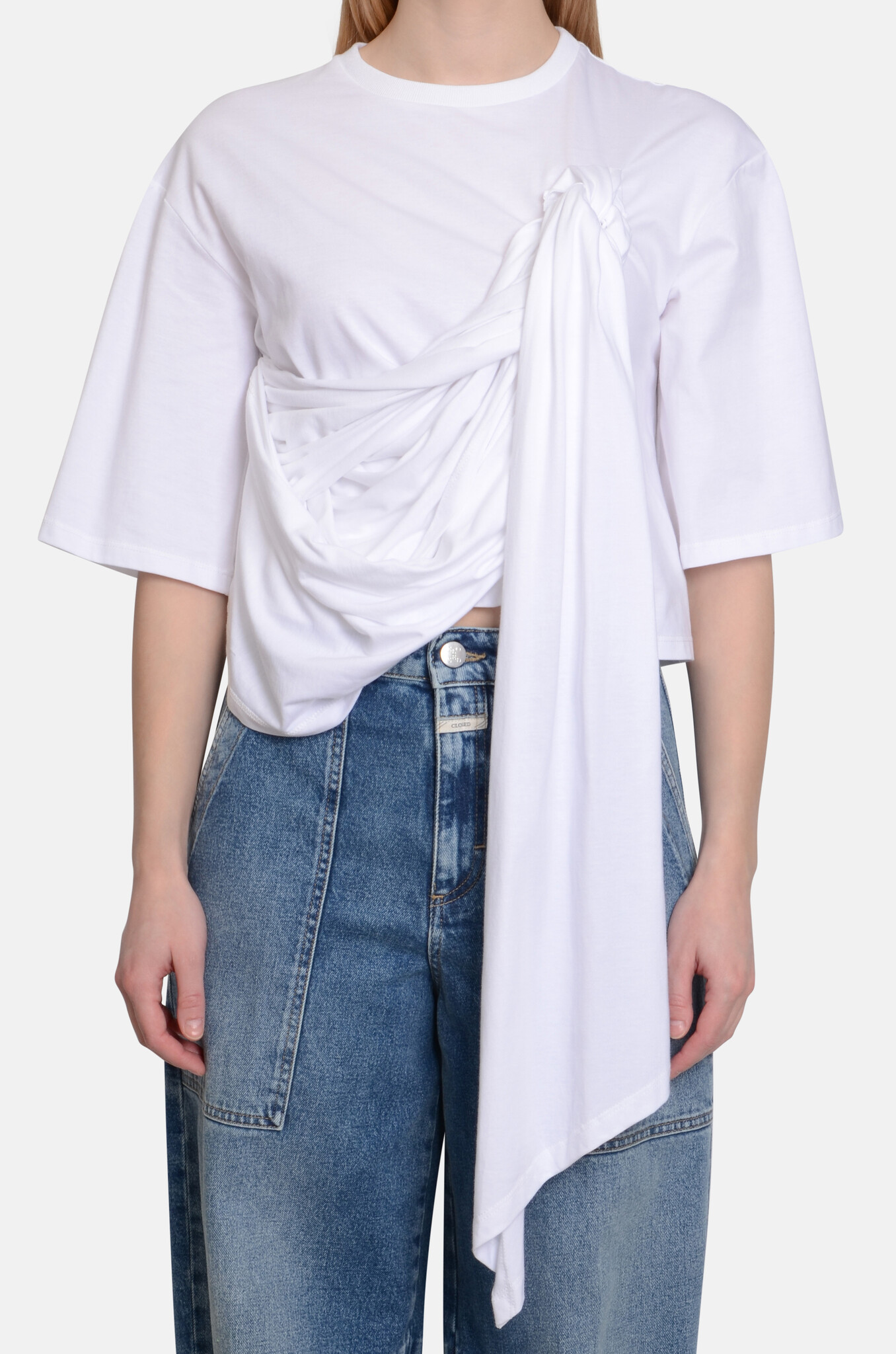 Dora T-Shirt in White-1