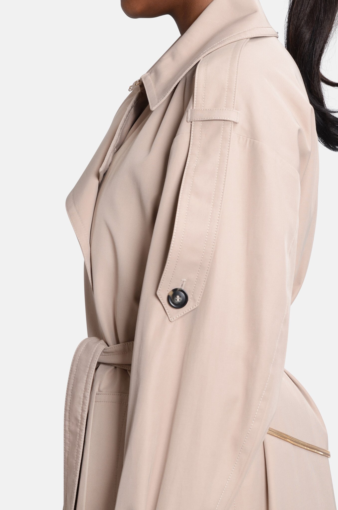 Long Water-Repellent Trench Coat Beige-7