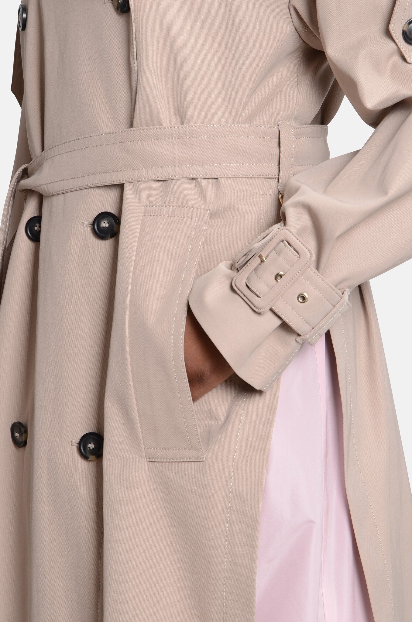 Long Water-Repellent Trench Coat Beige-5