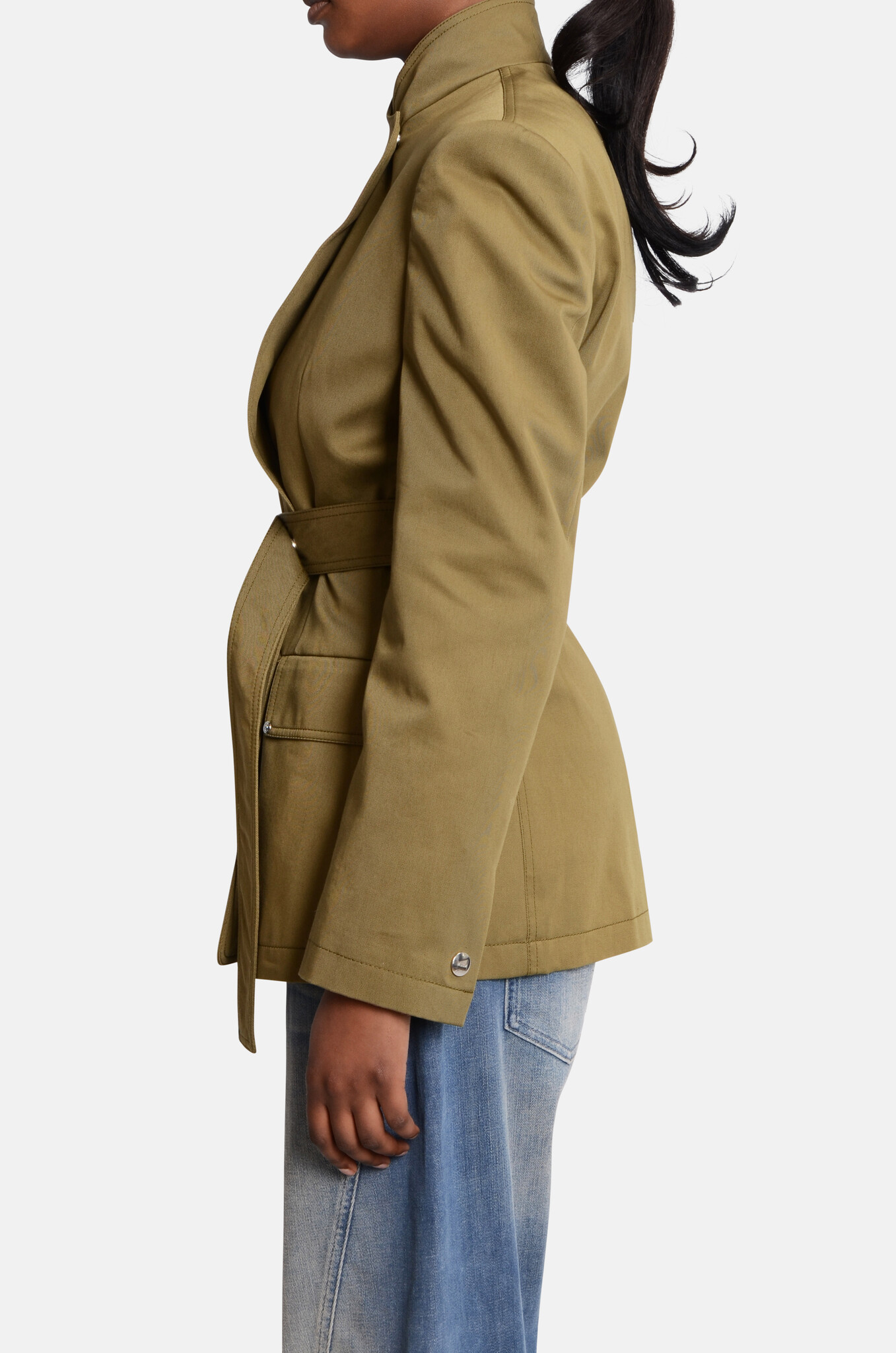 Military-Style Jacket in Olive Green-3