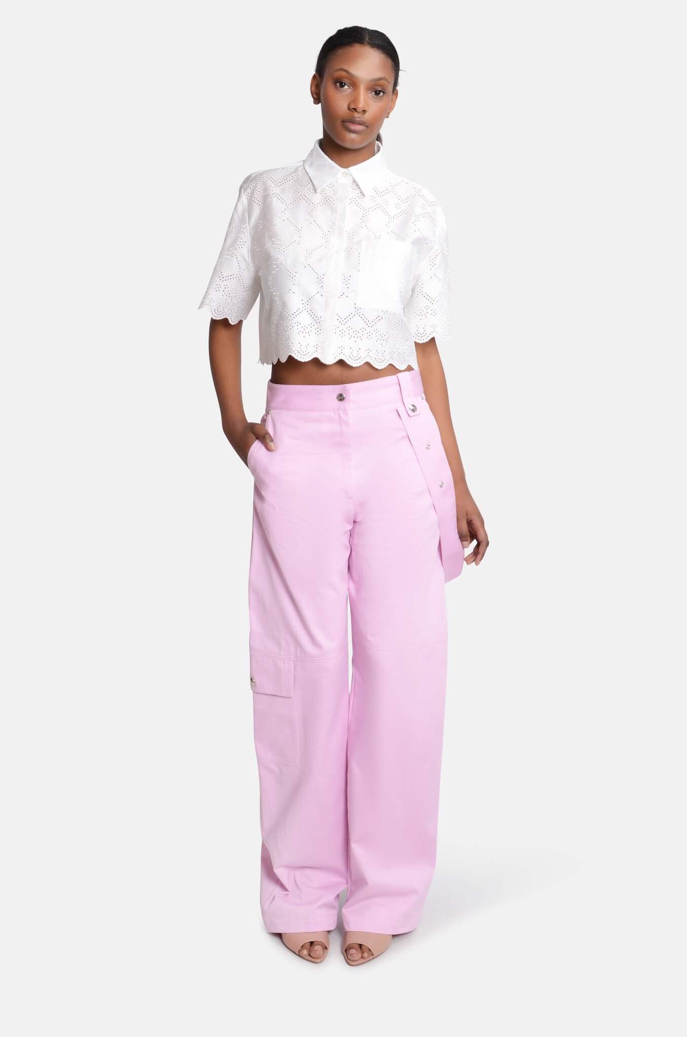 Pocket-Detail Trousers in Pink-2