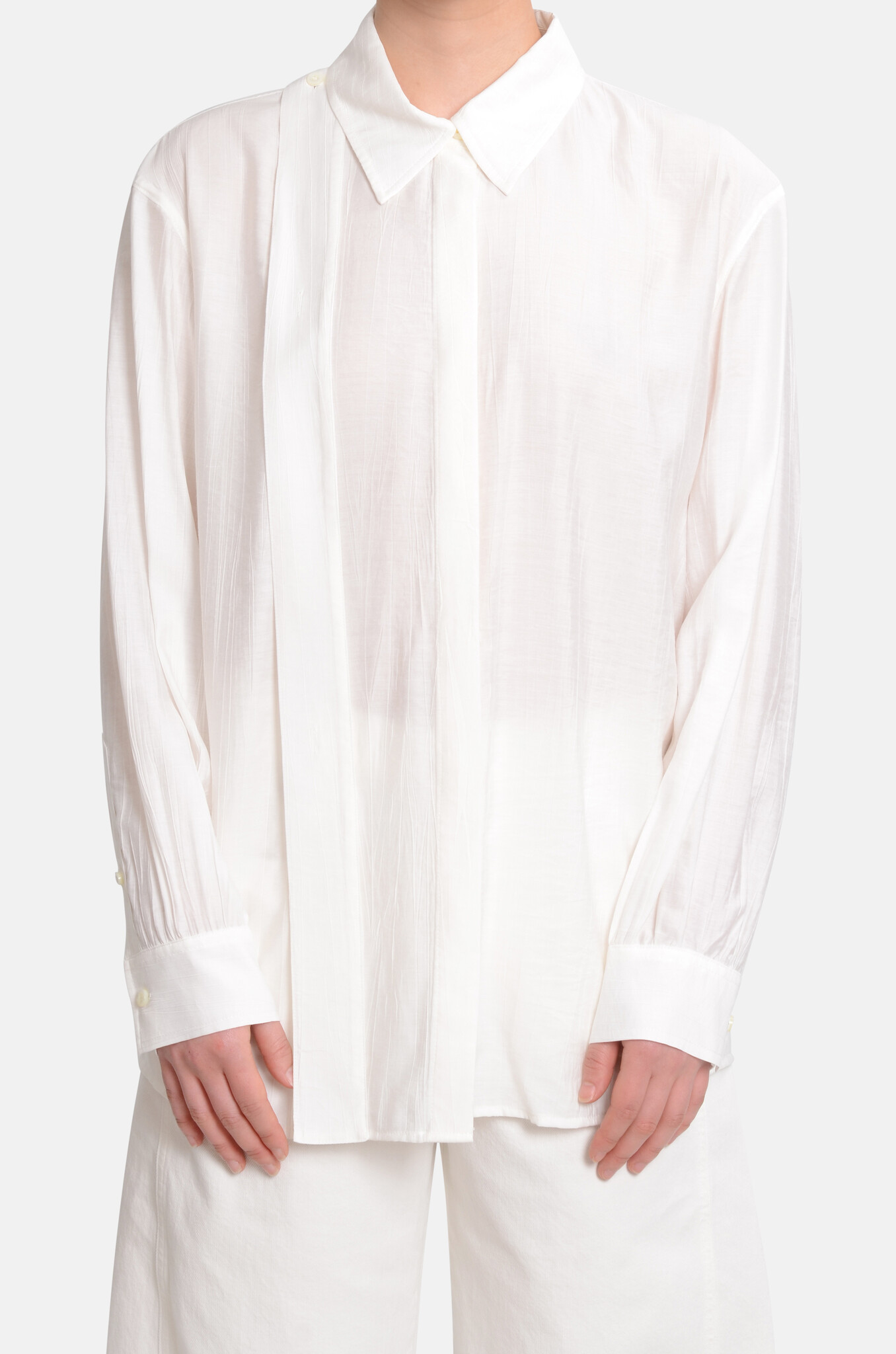 Minimal Basic Shirt in Off White-1