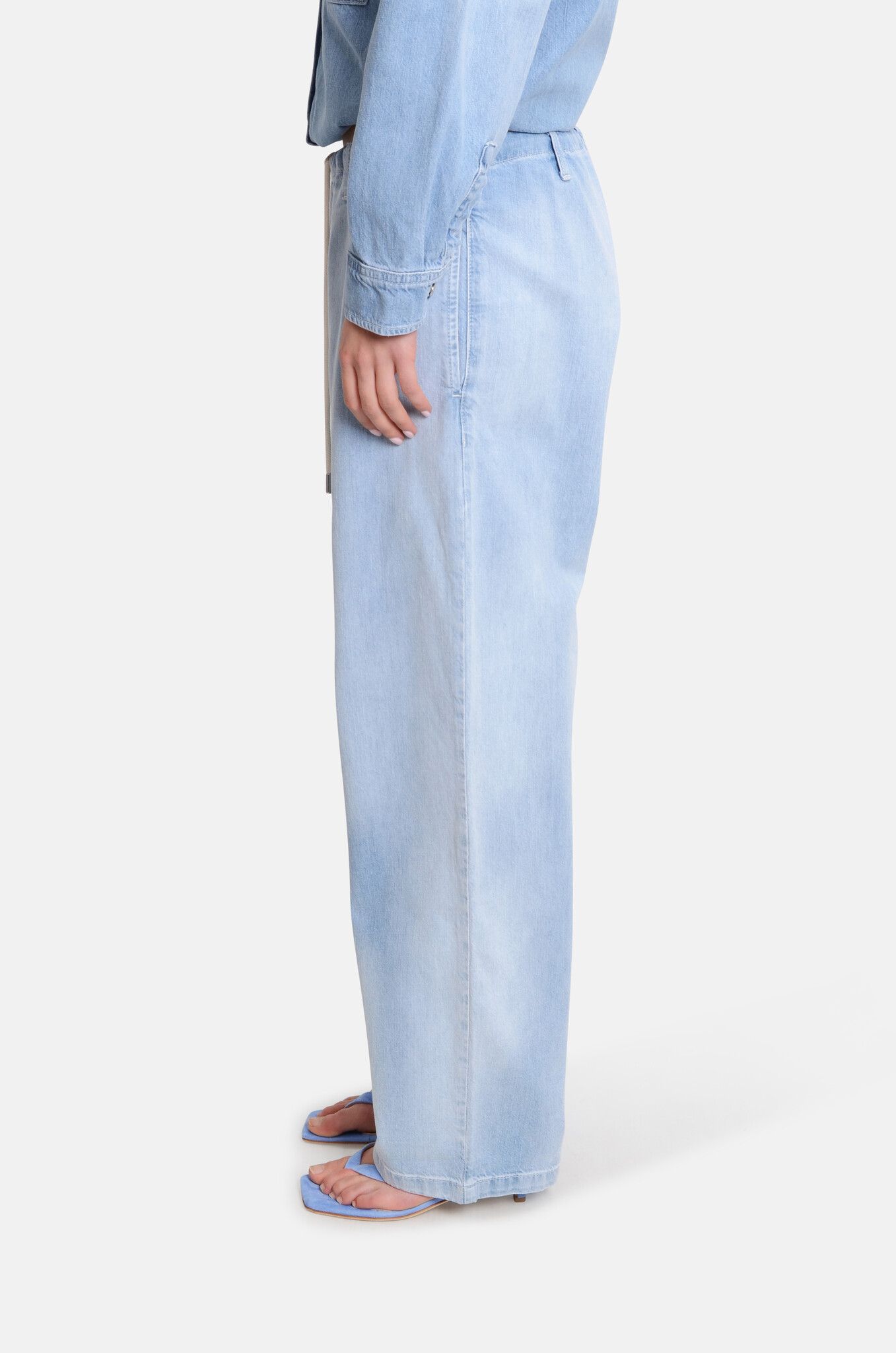 Lightweight Denim Pants-3