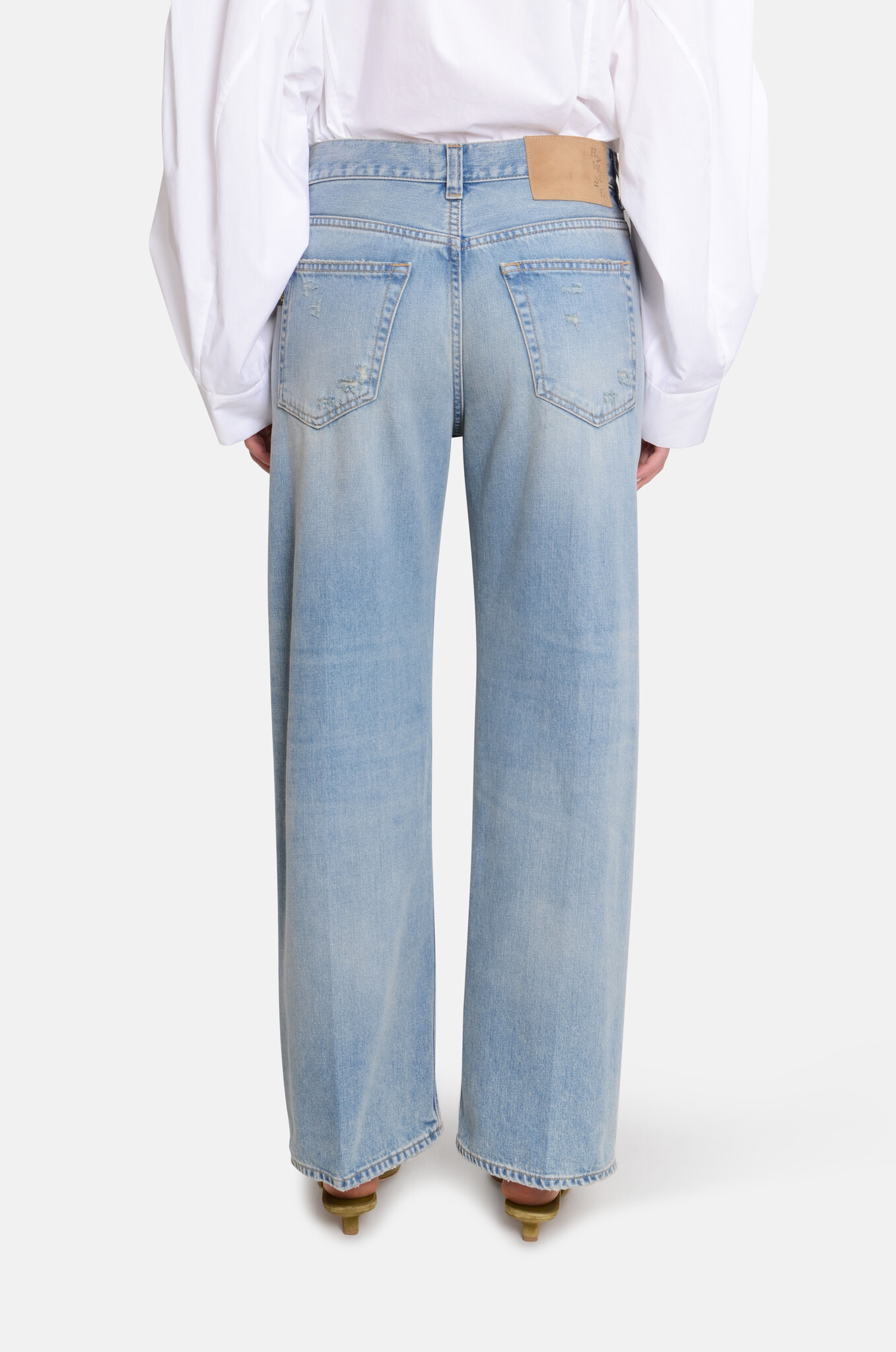 Winny in Broken Celestial-4