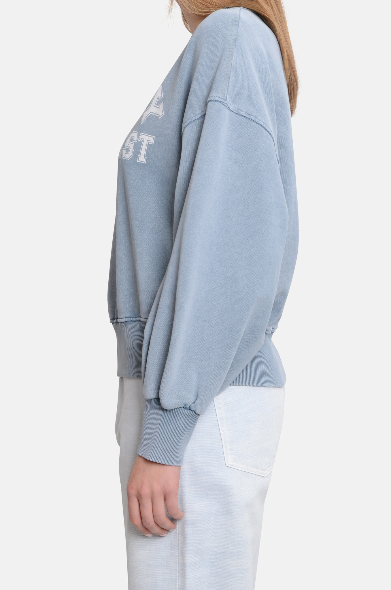 Sunday Breakfast Club Graphic Brushed Sweat in Aegean Blue-3