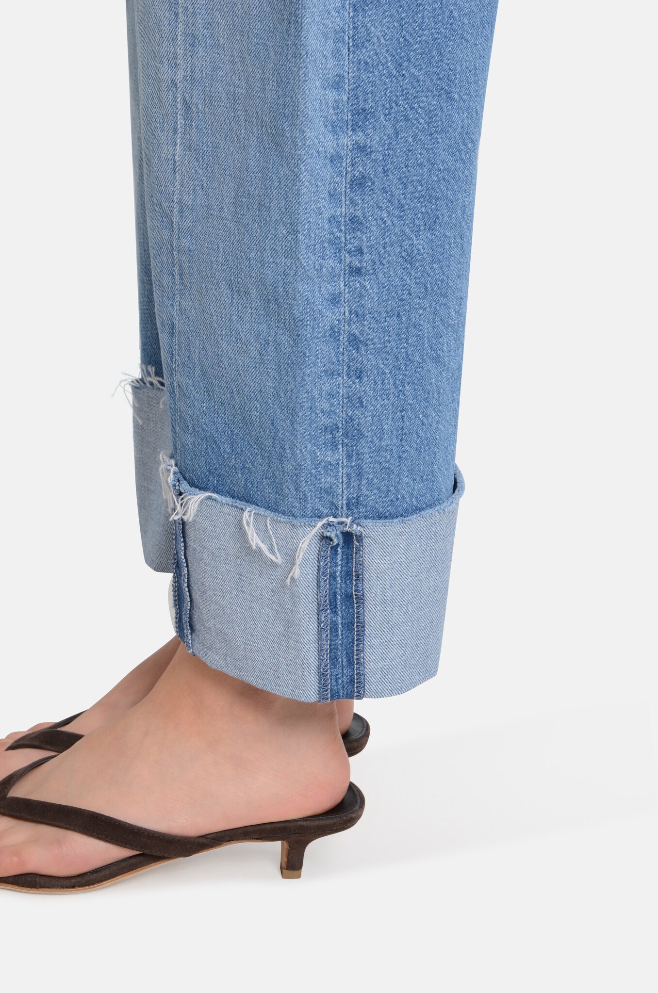 The Half-Pipe Ankle Cuff Fray in Last Bite-5