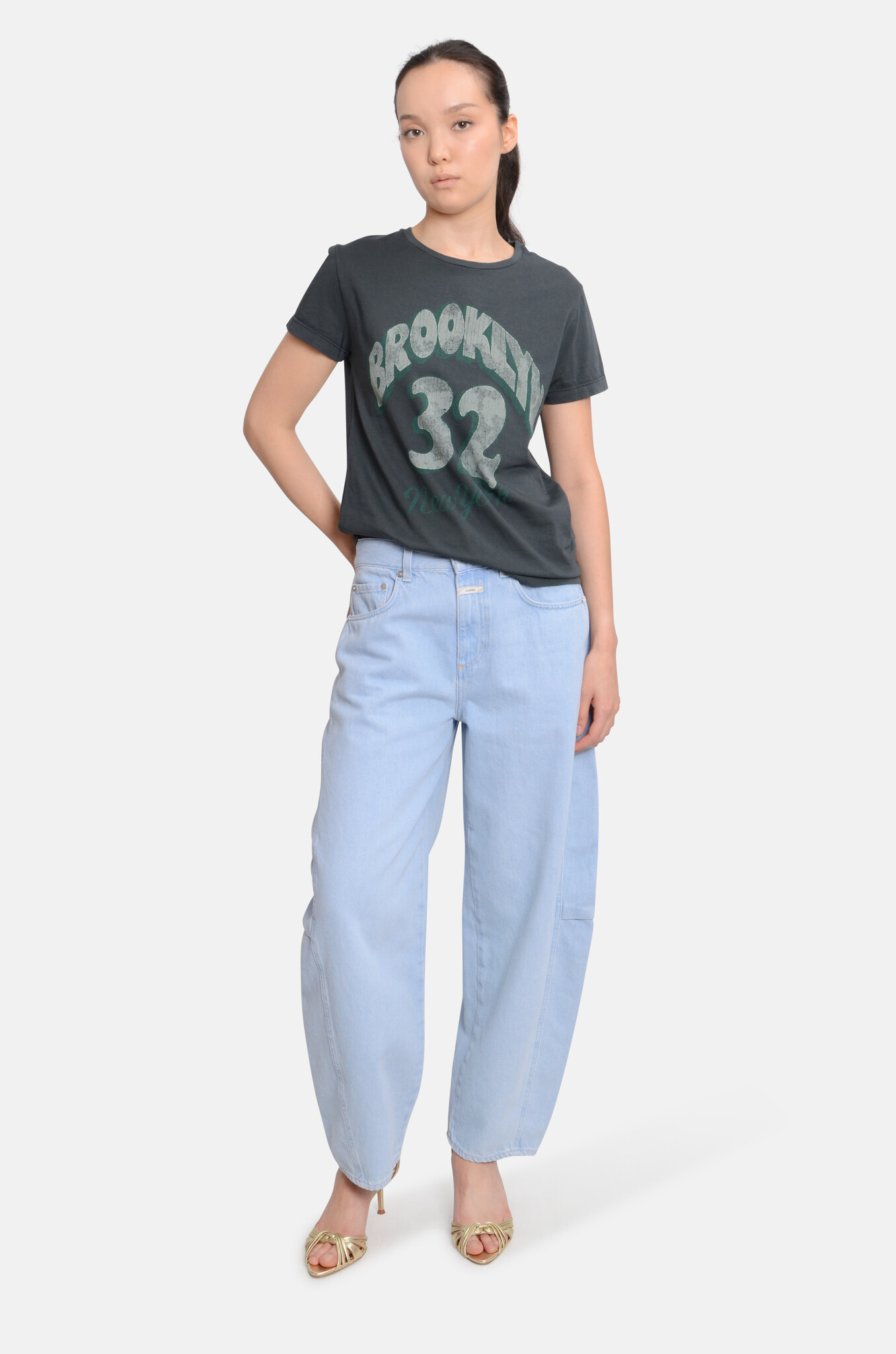 Brooklyn Tee in Pirate Black-2