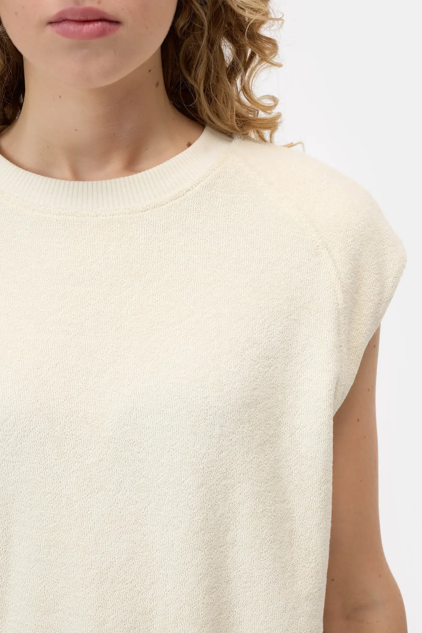 Fitted Terry Top in Witherit Beige-5