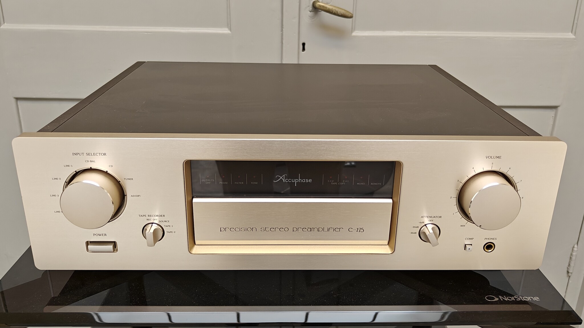 Accuphase C-275 Voorversterker Occasion