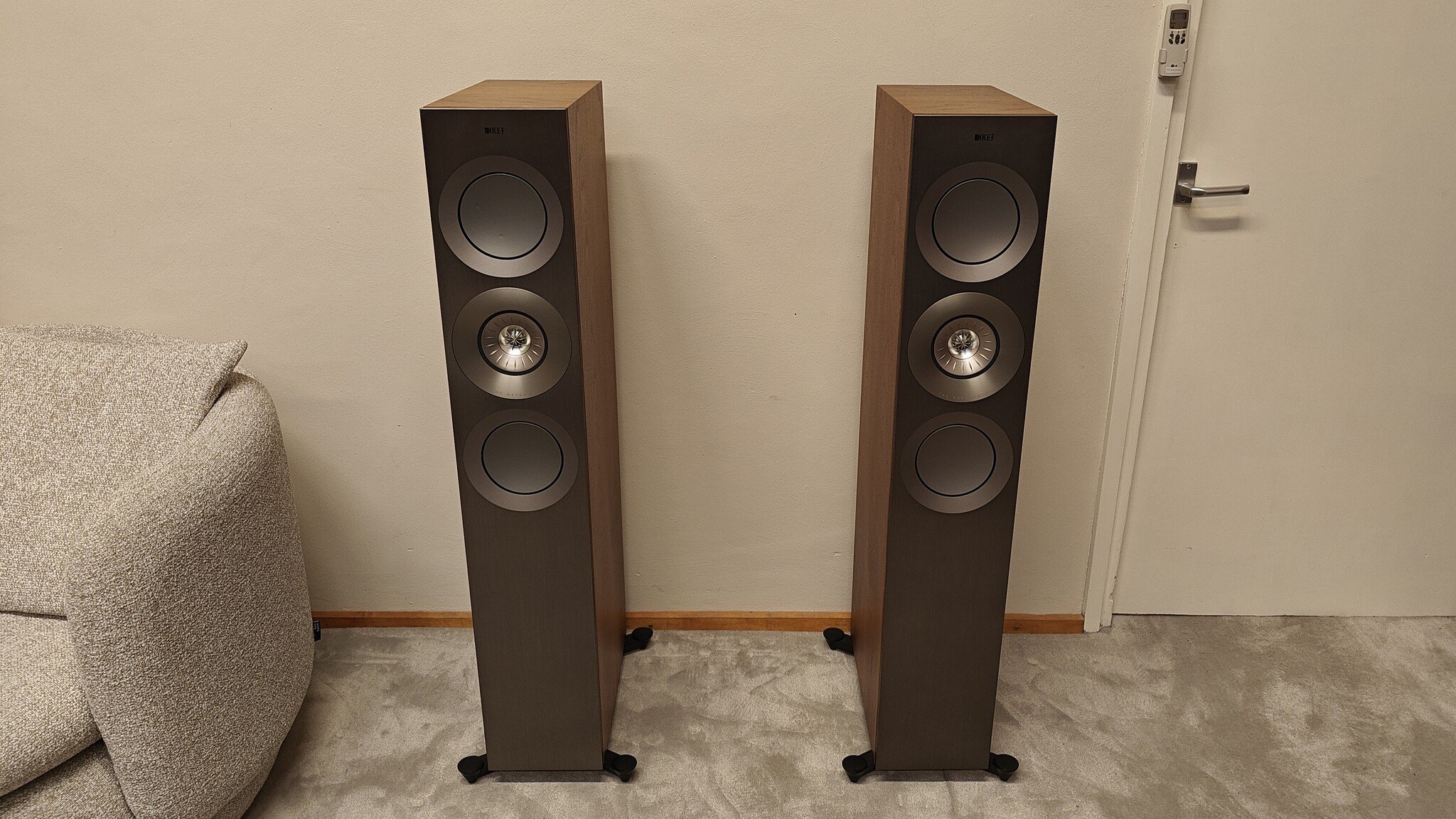 Kef Reference 3 occasion satijn walnoten (2021)