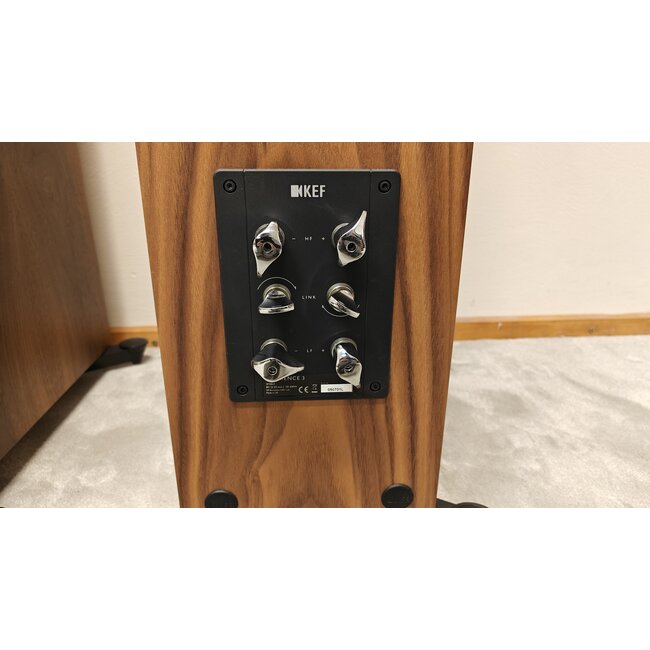 Kef Reference 3 occasion satijn walnoten (2021)