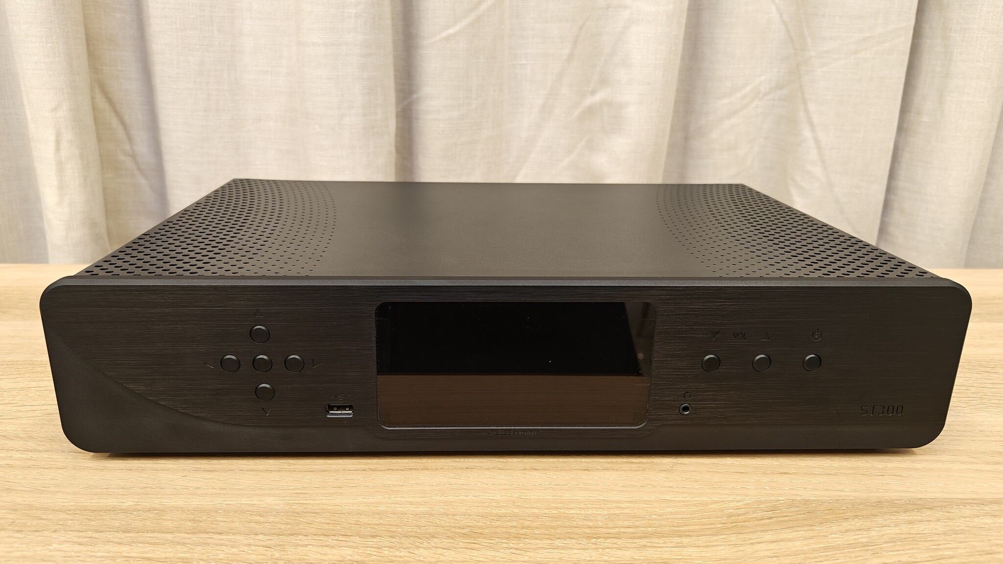 Atoll ST300 Signature Streamer  zwart demo (2024)