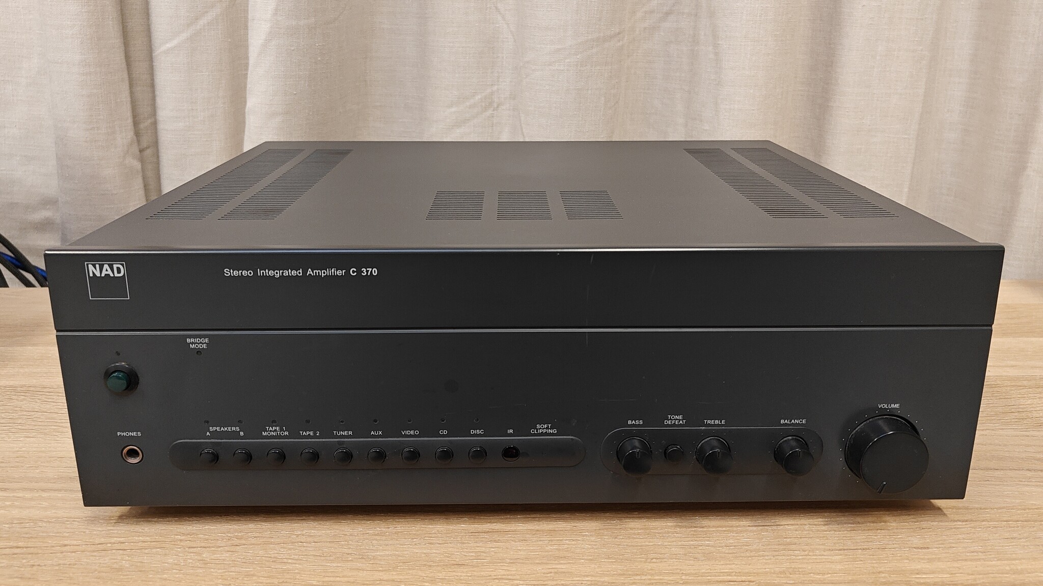 NAD C-370 Stereo versterker Occasion