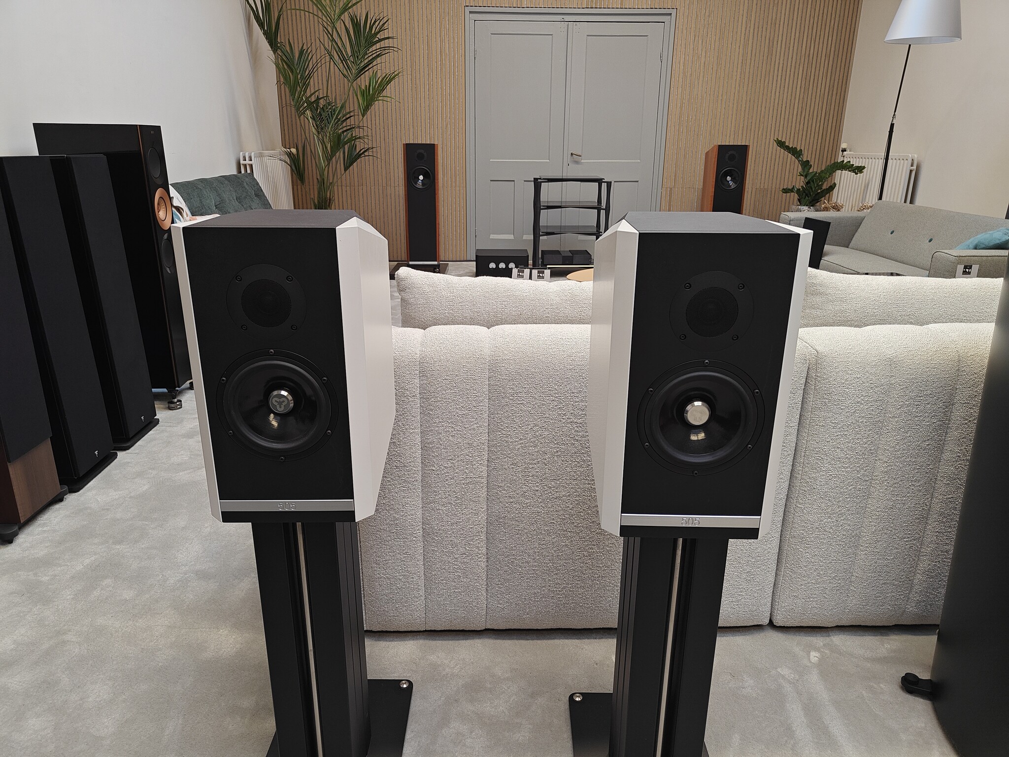 Kudos TITAN 505 met stands