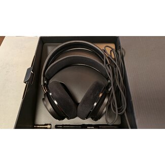 Phillips X2 HR Hoofdtelefoon Occasion (2026)
