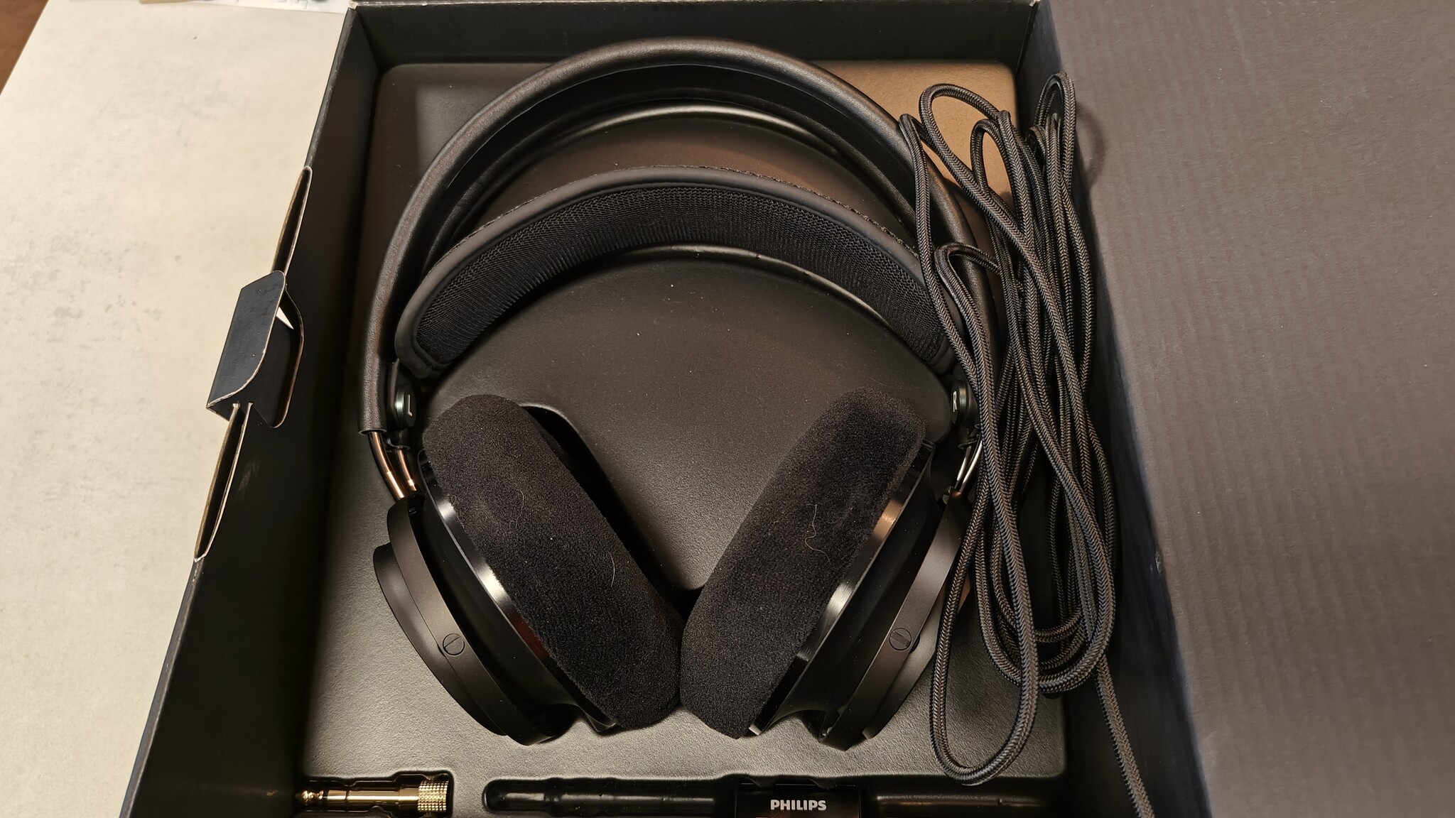 Phillips X2 HR Hoofdtelefoon Occasion (2026)