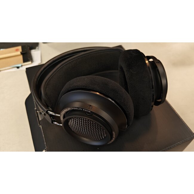 Phillips X2 HR Hoofdtelefoon Occasion (2026)