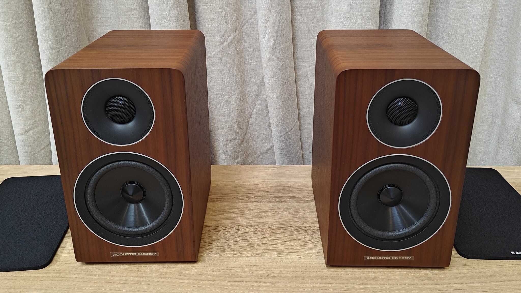 Acoustic Energy AE300 Luidsprekerset Walnoten Occasion (02-2024)