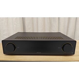 Arcam RADIA A15 Stereo Versterker Occasion (2025)