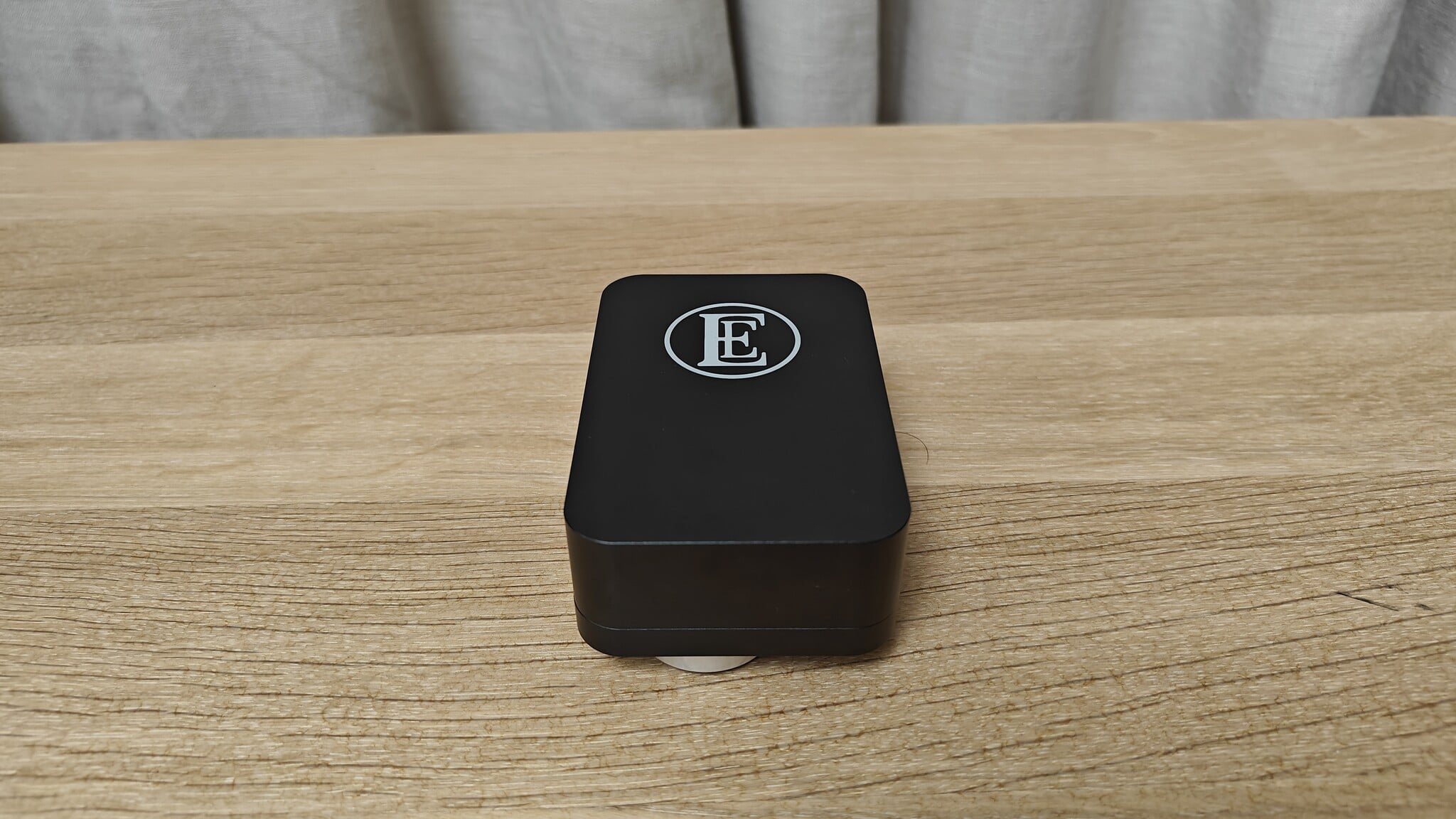 Englisch Electric EE1 Plus Advanced Network Noise Isolator Occasion (05-2026)