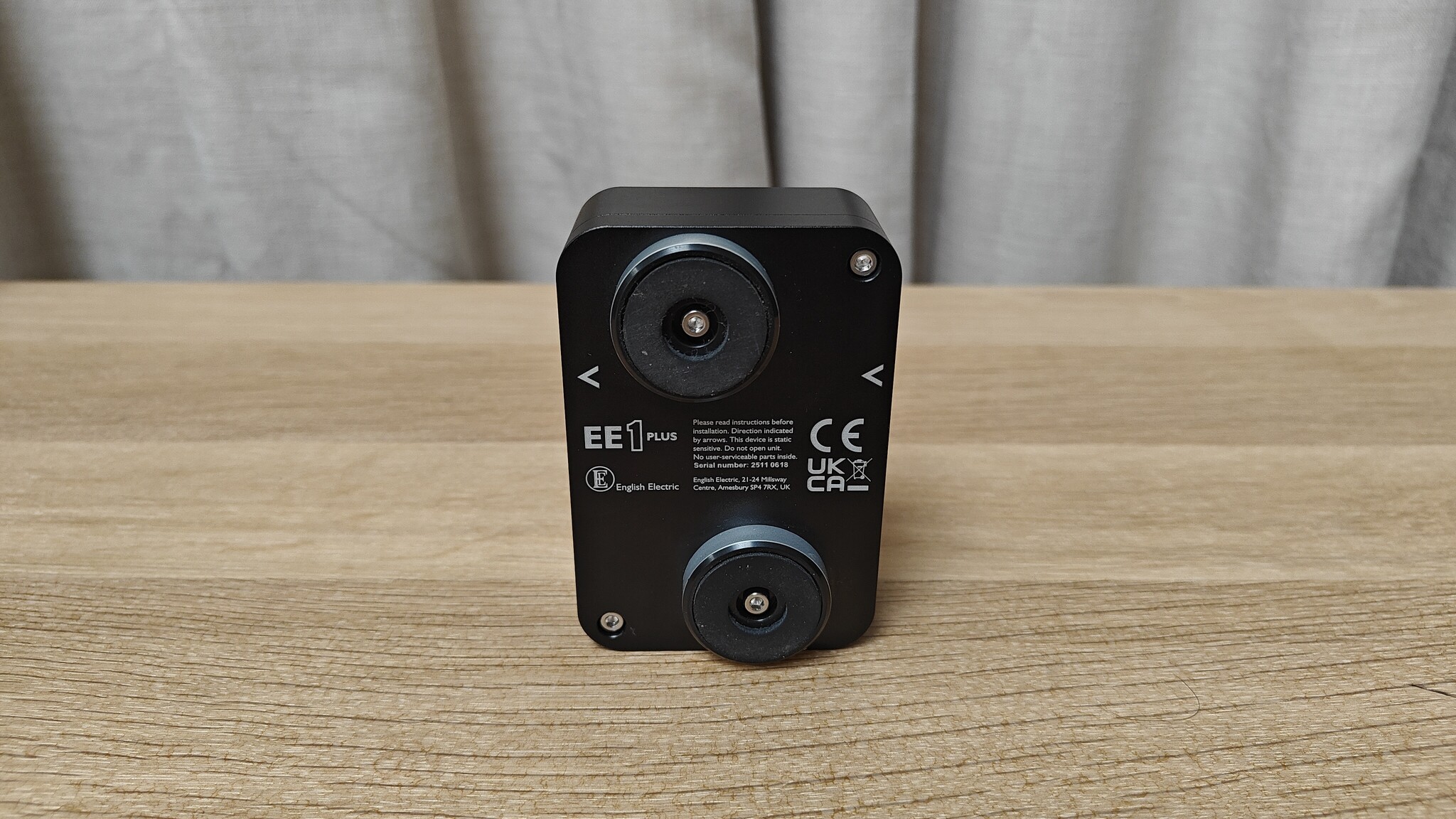 Englisch Electric EE1 Plus Advanced Network Noise Isolator Occasion (05-2026)