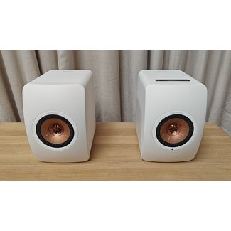 KEF KEF LS-50W 2 Mineral White Occasion (2021)