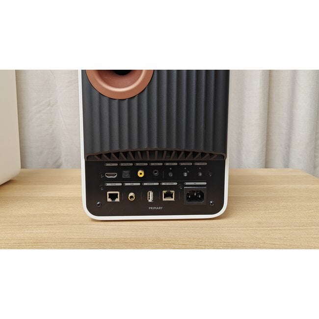 KEF LS-50W 2 Mineral White Occasion (2021)
