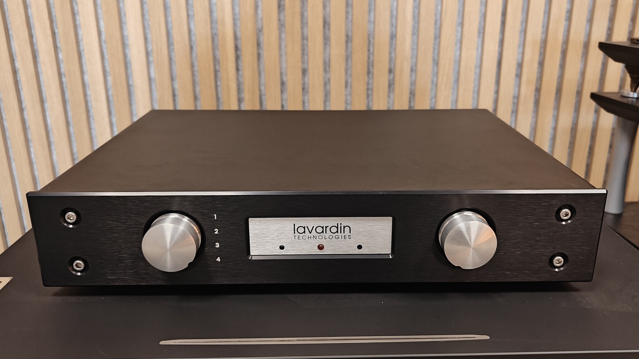 Lavardin LSX Reference stereo versterker zwart occasion (2026)