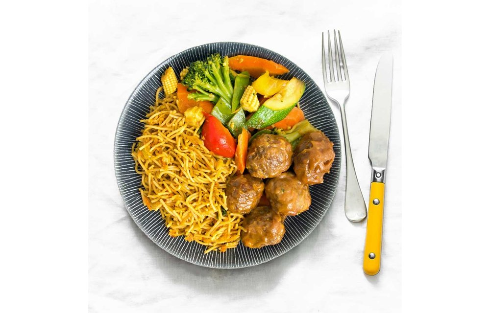 Droogtrainen - Noodles - Wokmix - Kipballetjes met Satesaus