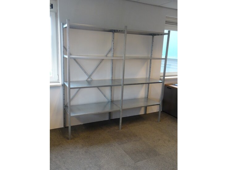 Gebruikte legbordstelling, wisselende voorraad