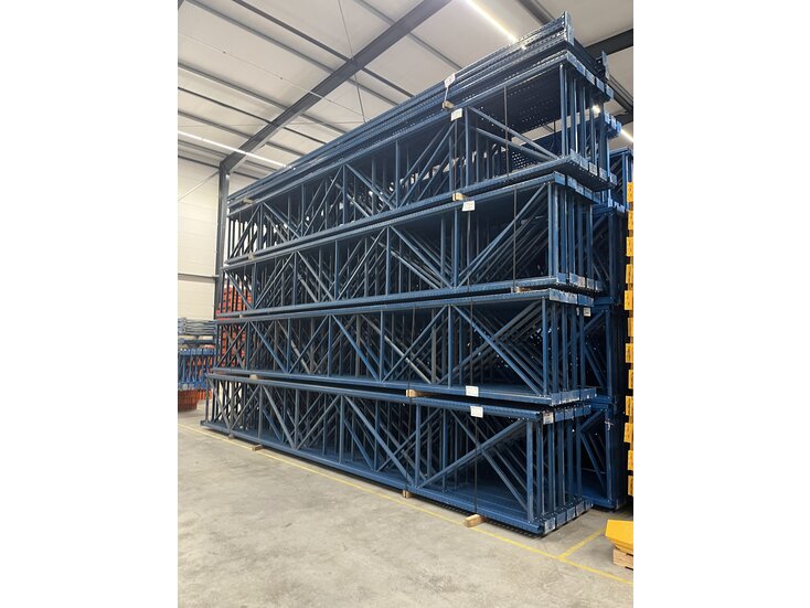 Staander Polypal 8000x1000x110x80mm bl