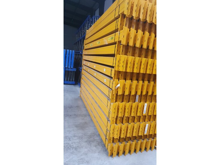 Ligger JH/Esmena 3605x145x55mm geel