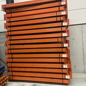 Ligger Nimar 2705x140x40mm oranje