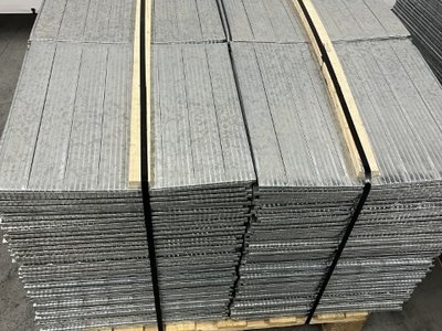 Legbord Metalsistem 590x575mm verzinkt