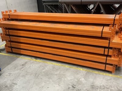 Ligger Stow50 3600x150x50mm oranje