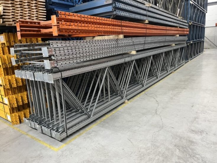 Staander Redirack Cornix 8700x1050x85x85mm verzinkt