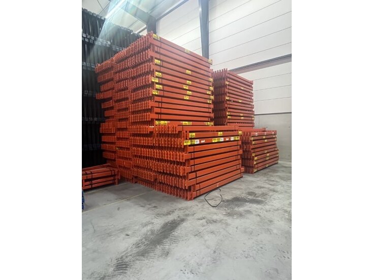 Ligger Redirack 1805x70x50mm oranje