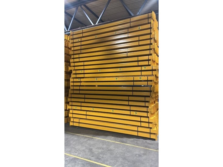 Ligger JH/MPB 3600x140x50mm geel